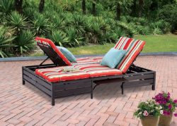 Double Chaise Lounger – This red stripe outdoor chaise lounge is comfortable sun patio fur ...